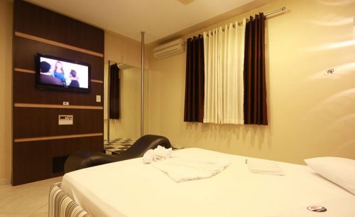 img-suite-super-luxo-toalhas-belle-motel